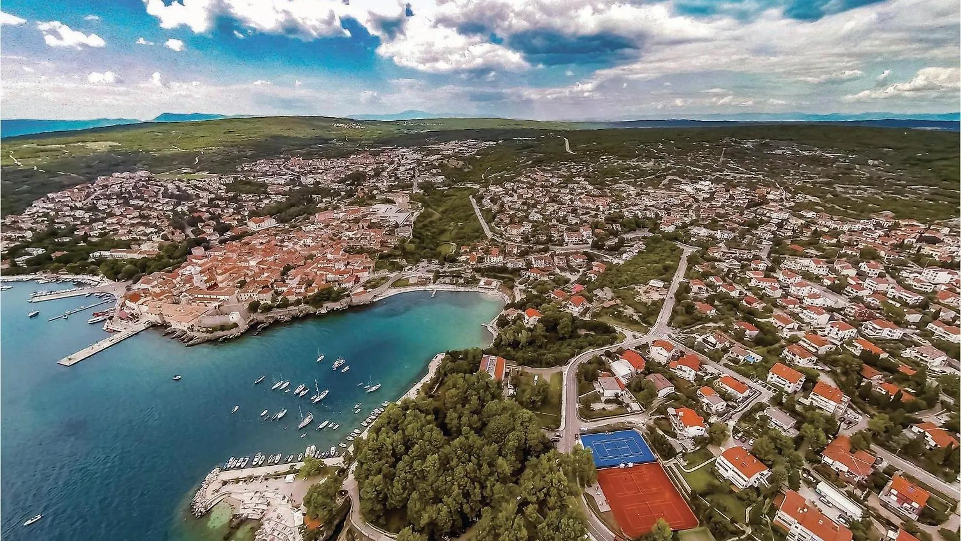 1 Bedroom Nice Apartment In Marsici Sveti Vid-Miholjice